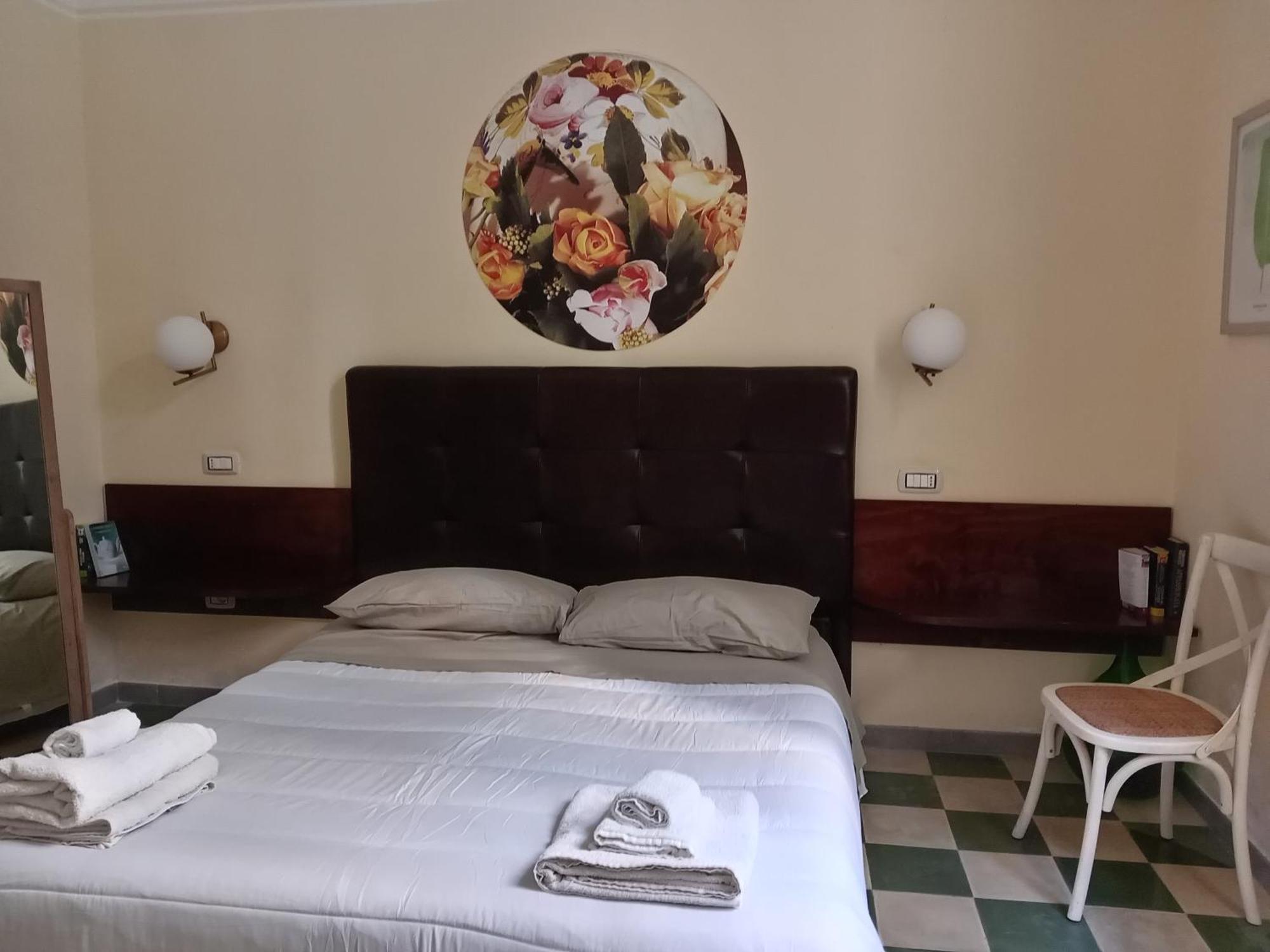 Piazza Verdi Liberty House Лечче Экстерьер фото