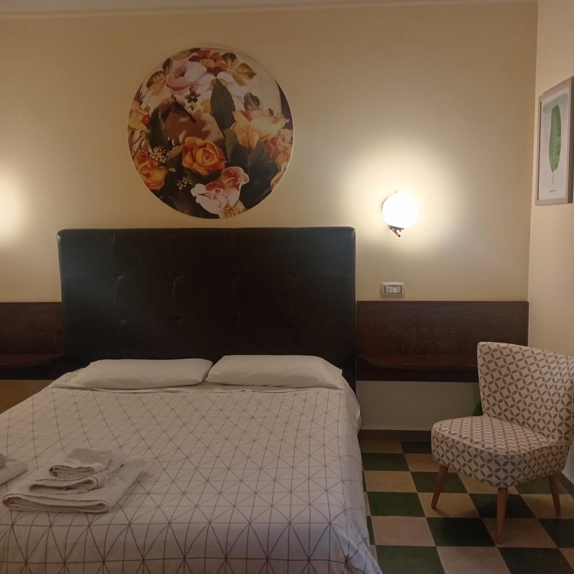 Piazza Verdi Liberty House Лечче Экстерьер фото