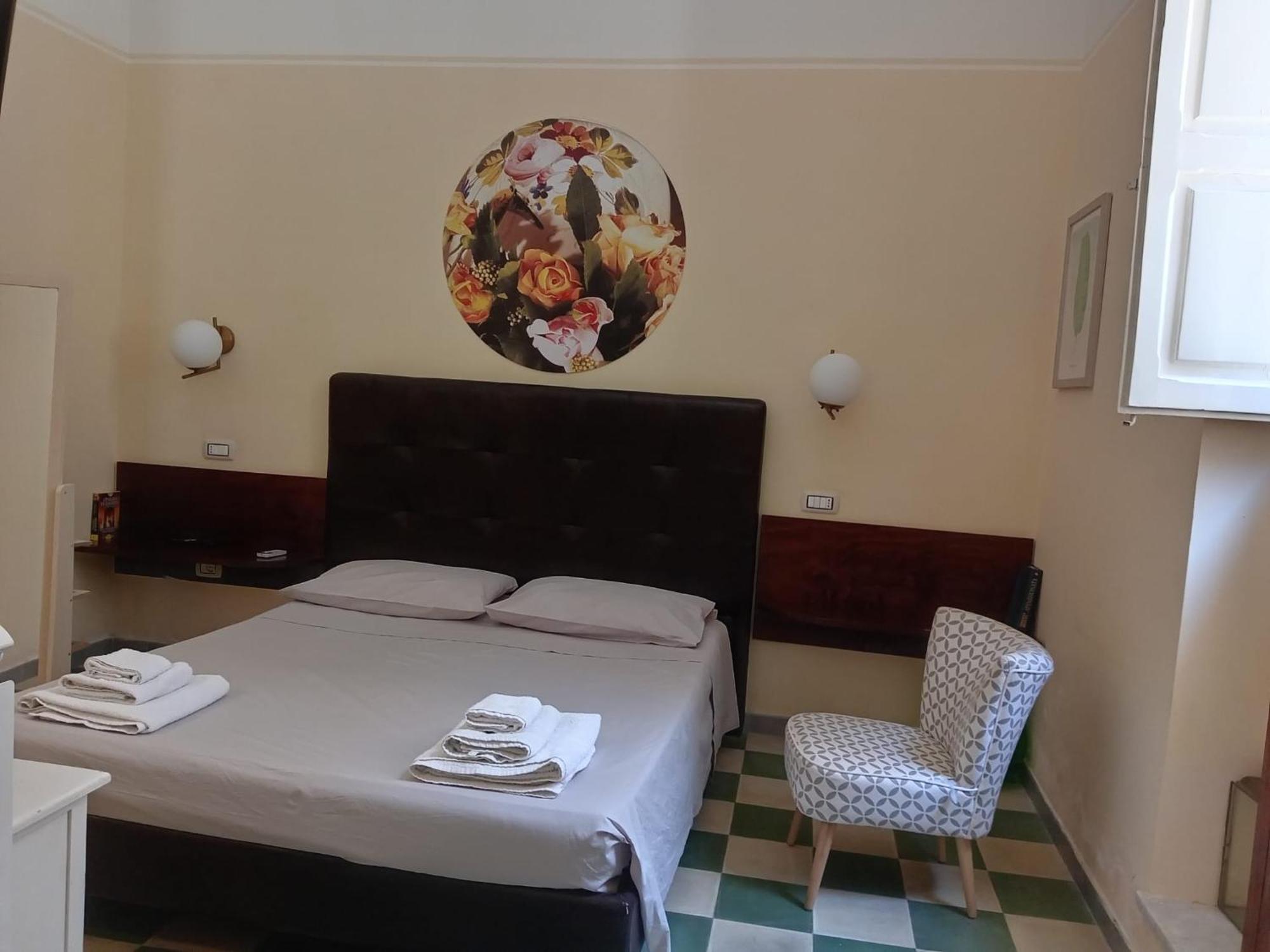 Piazza Verdi Liberty House Лечче Экстерьер фото
